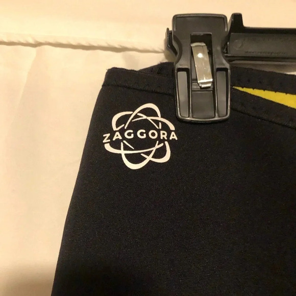 Zaggora neoprene hot pants - Picture 2 of 4